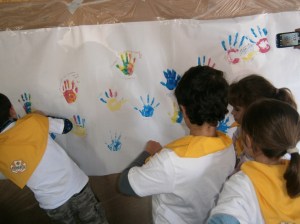 Mural solidario en FundHos