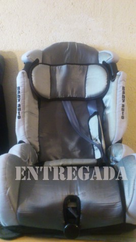 Silla gris entregada